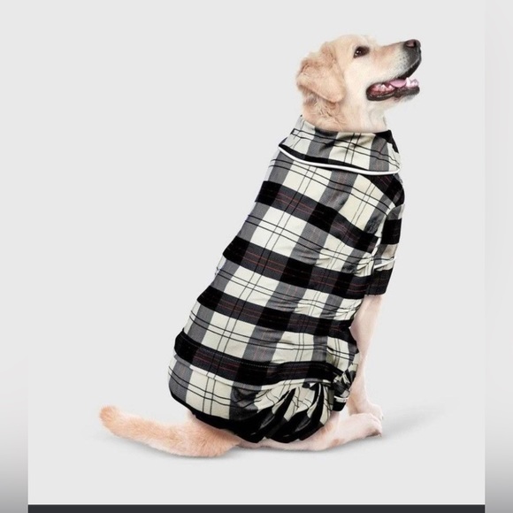 Holiday Plaid Flannel Dog and Cat Matching Family Pajamas Large